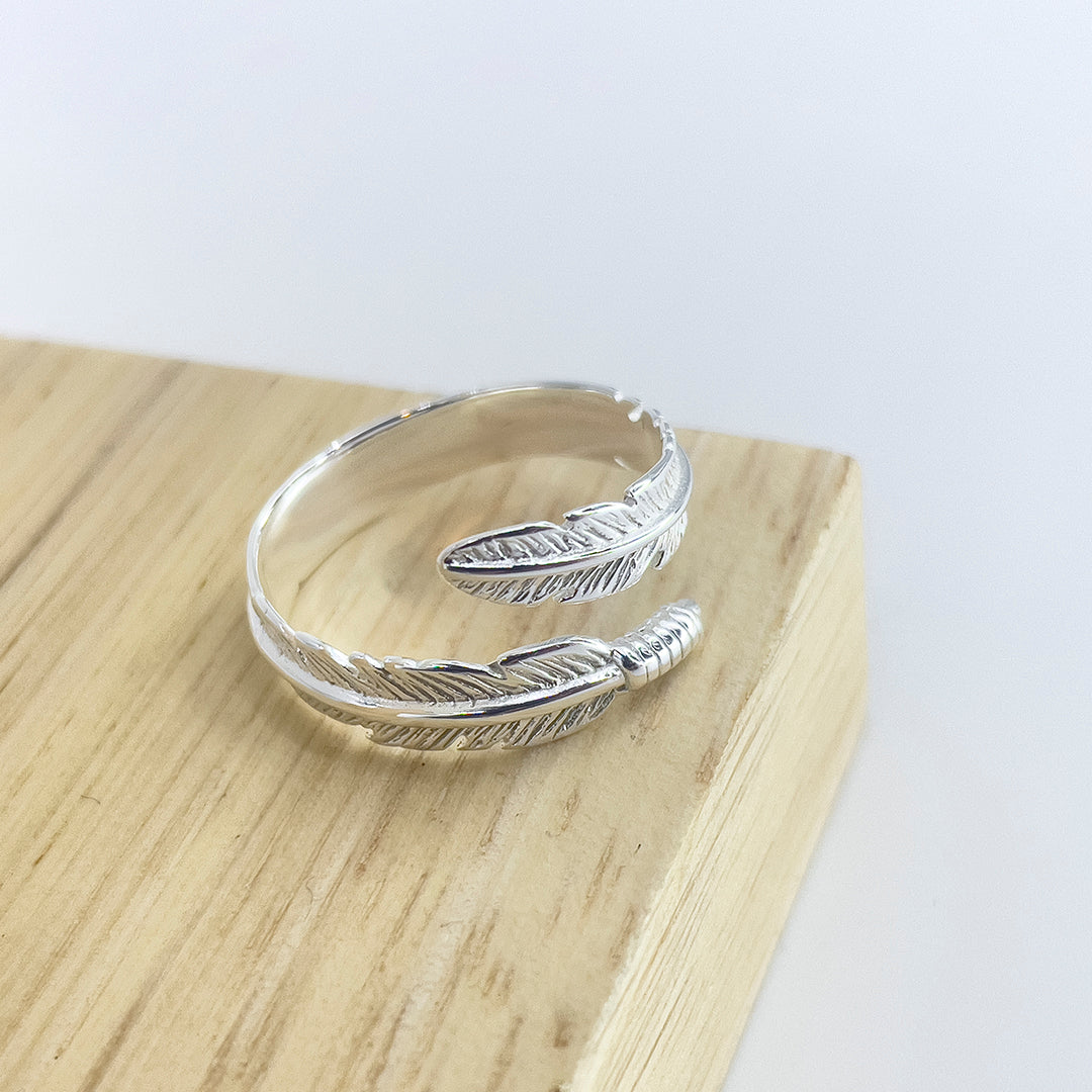 Anillo Pluma