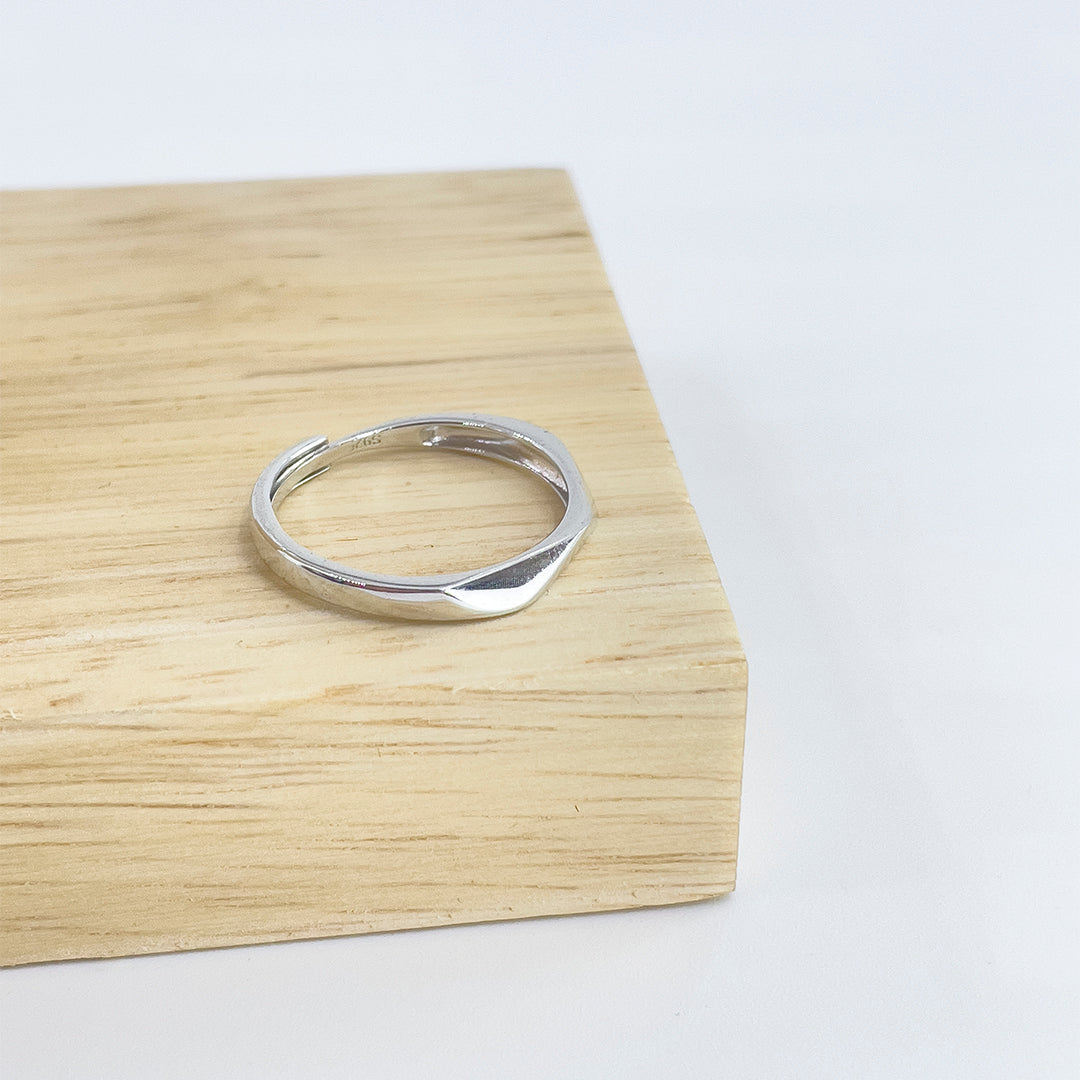 Anillo Floki