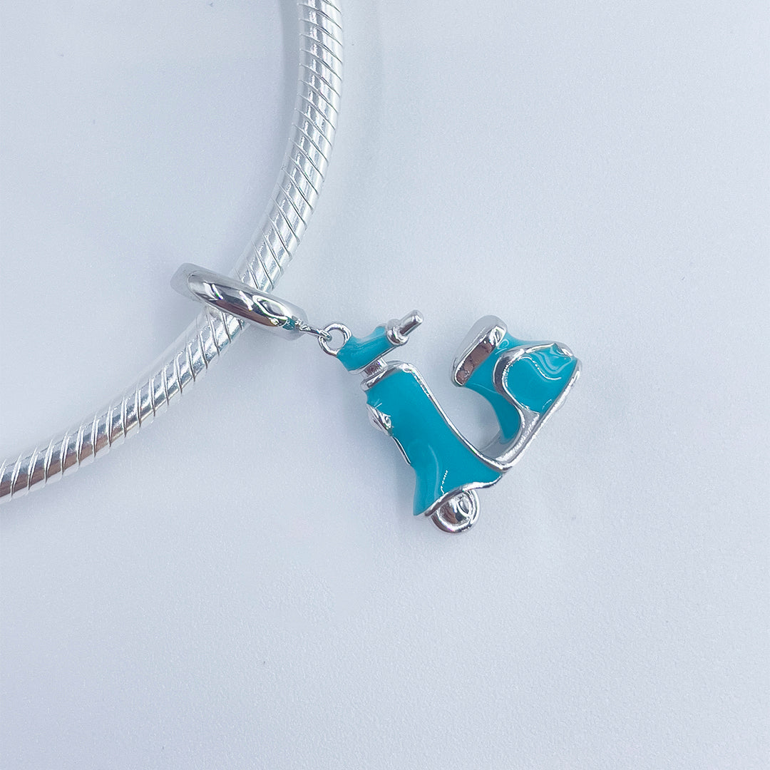 Charm Moto Vespa