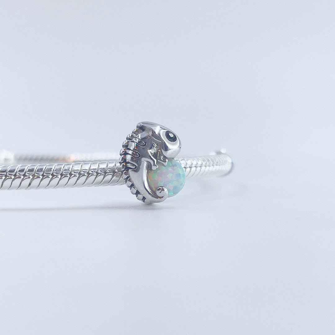 Charm Camaleón