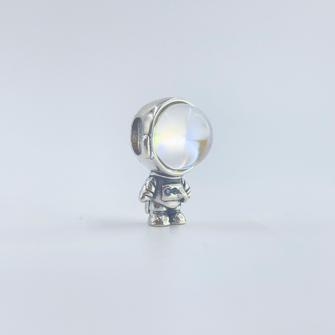 Charm Astronauta 02