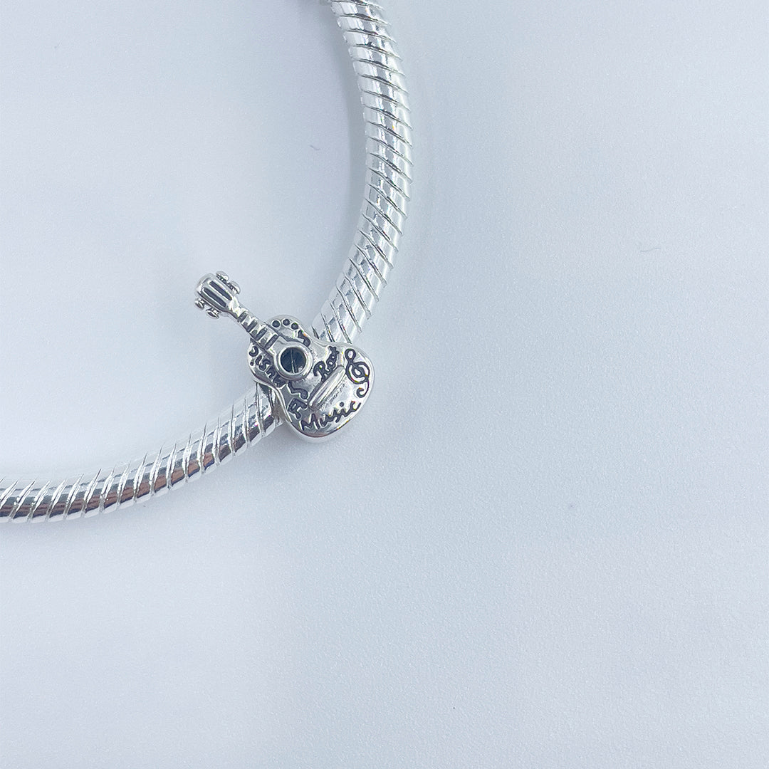 Charm Guitarra