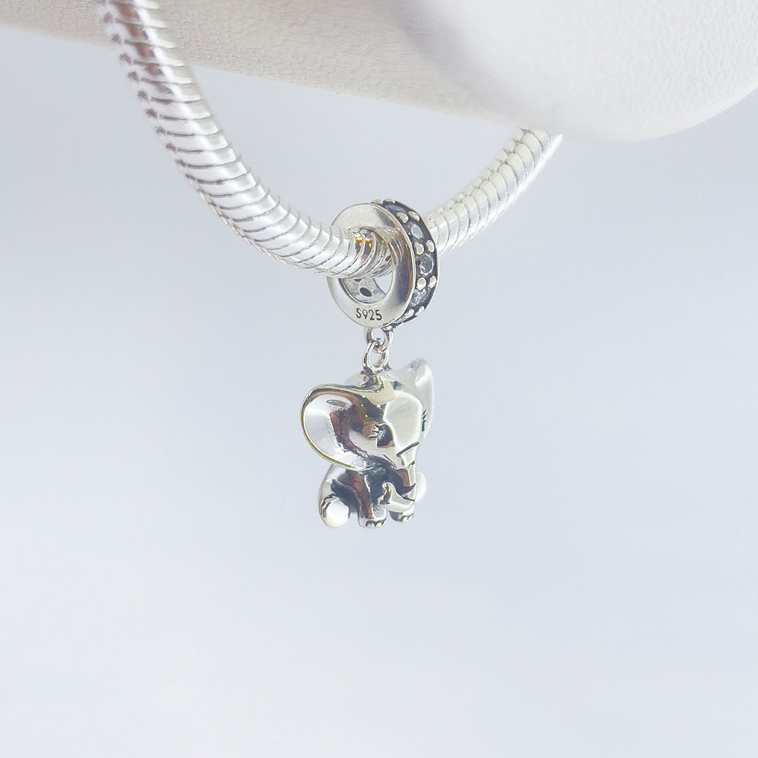 Charm Elefante 01