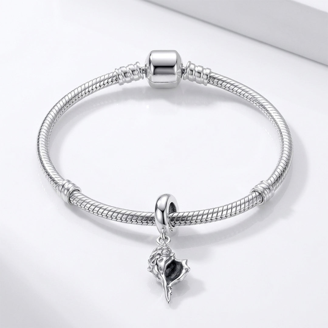 Charm Caracola
