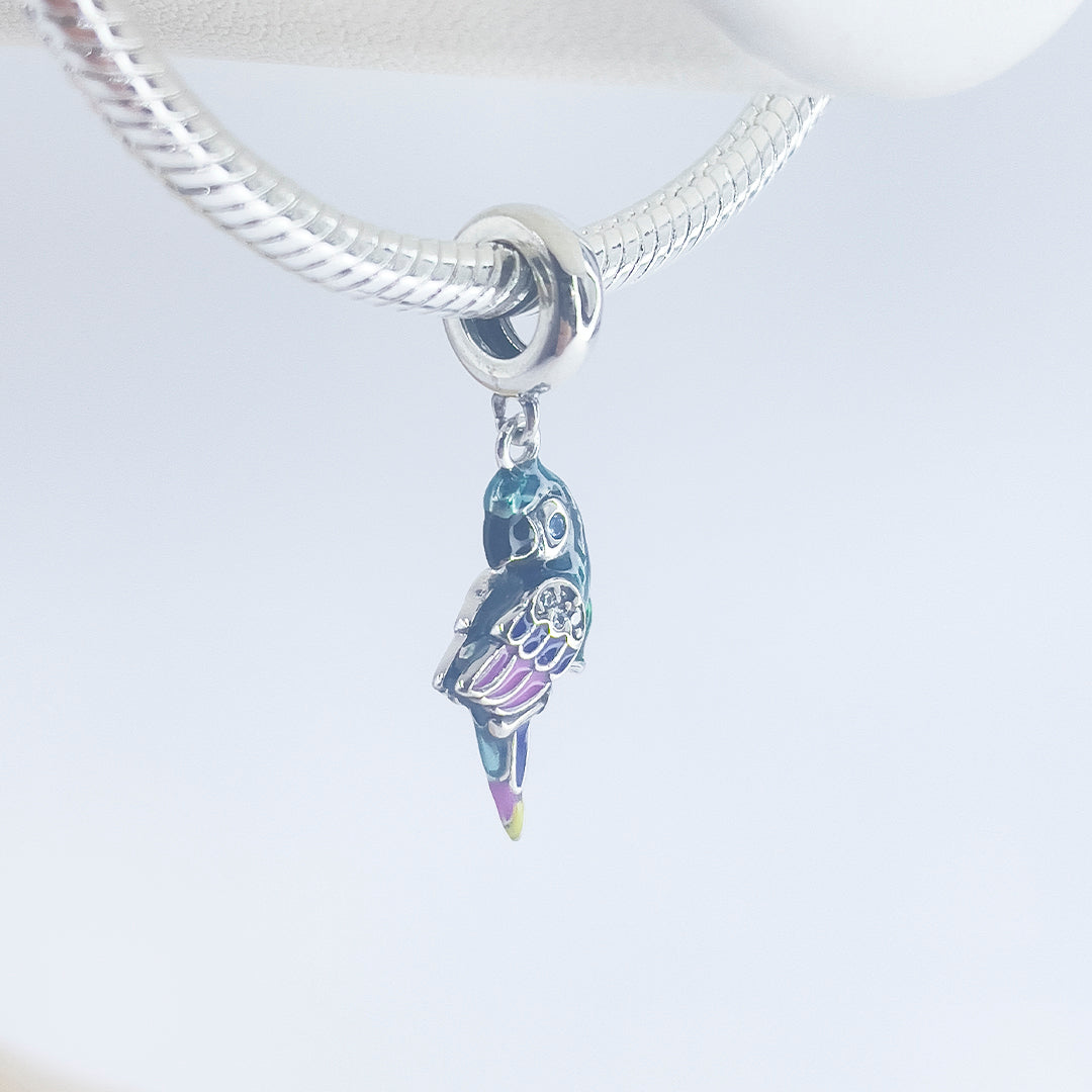 Charm Papagayo