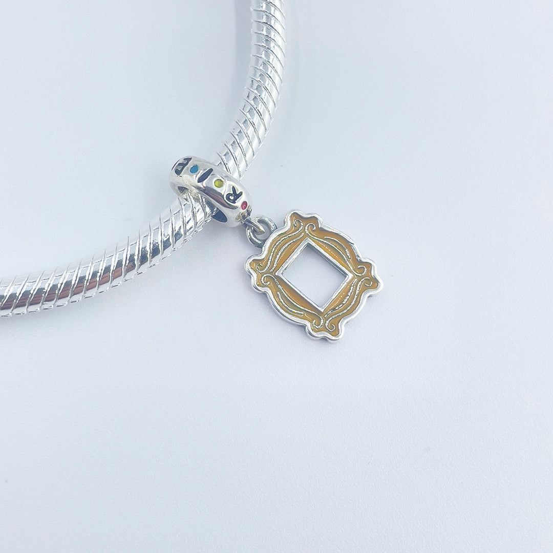 Charm Friends 01