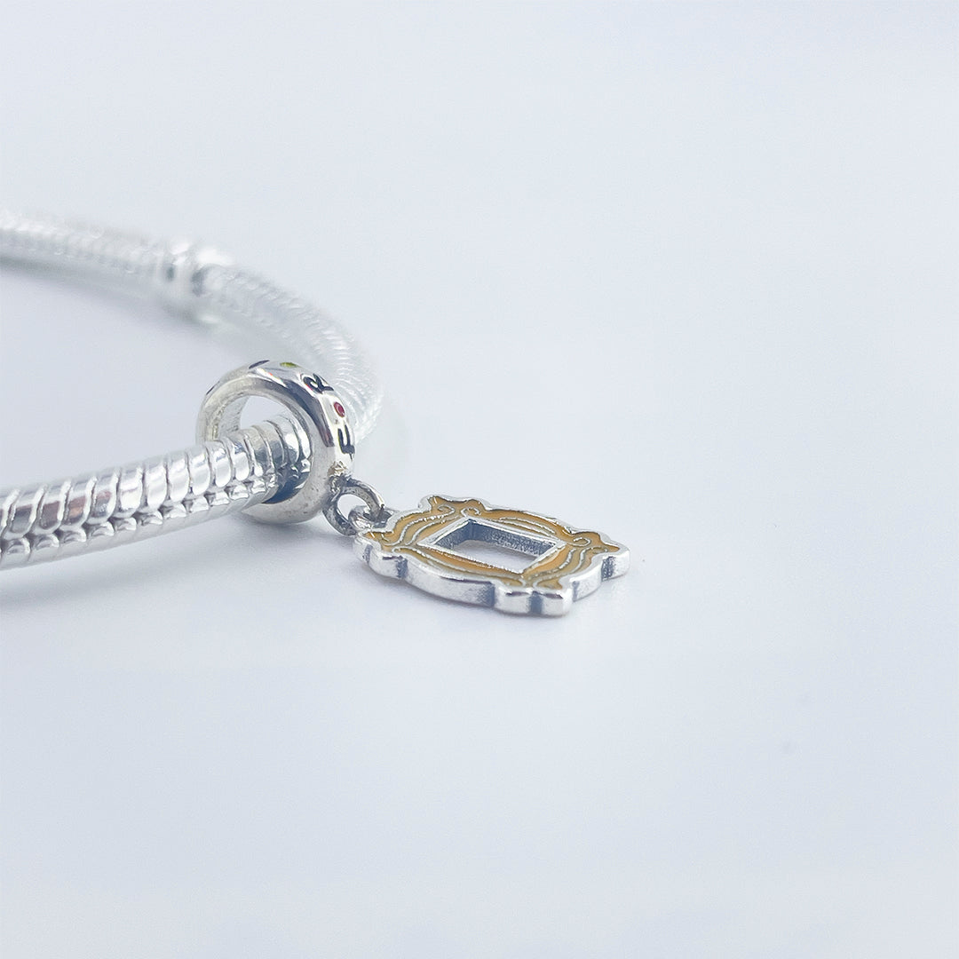 Charm Friends 01
