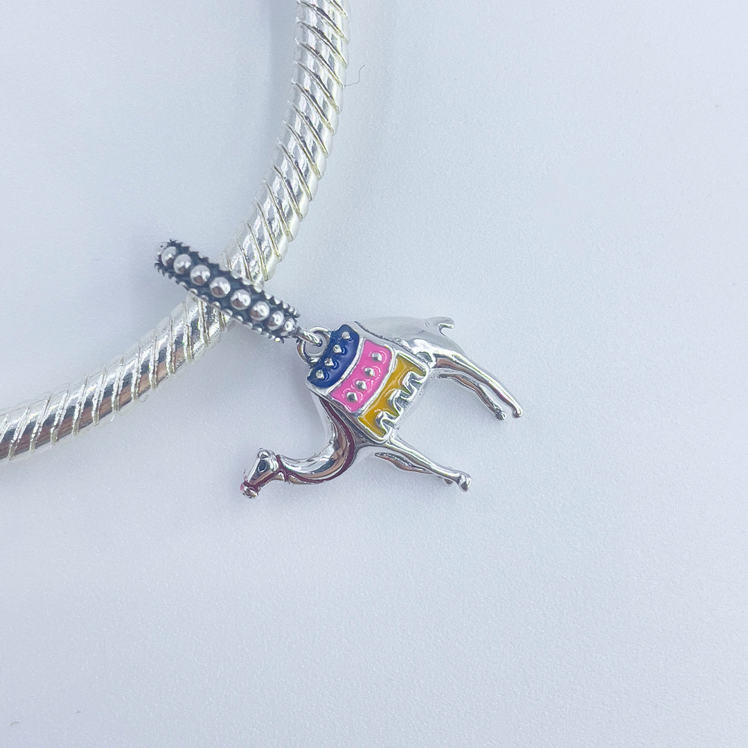 Charm Camello