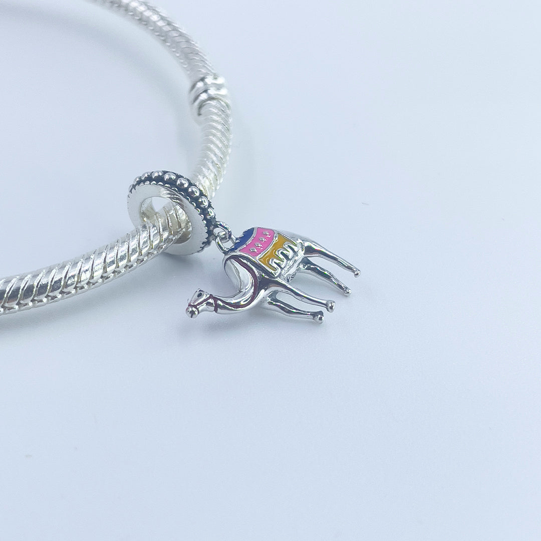 Charm Camello