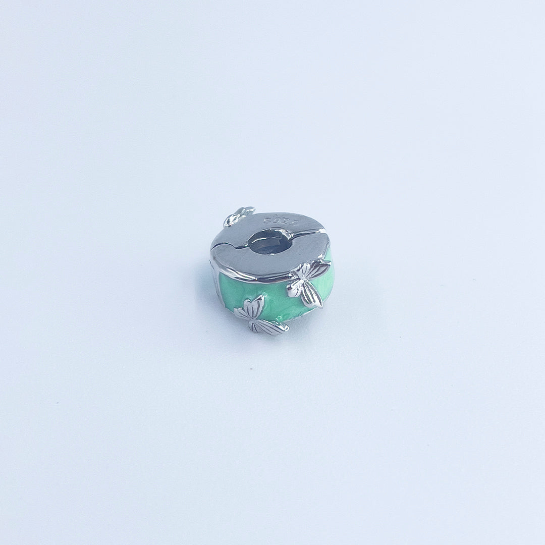 Clip 02