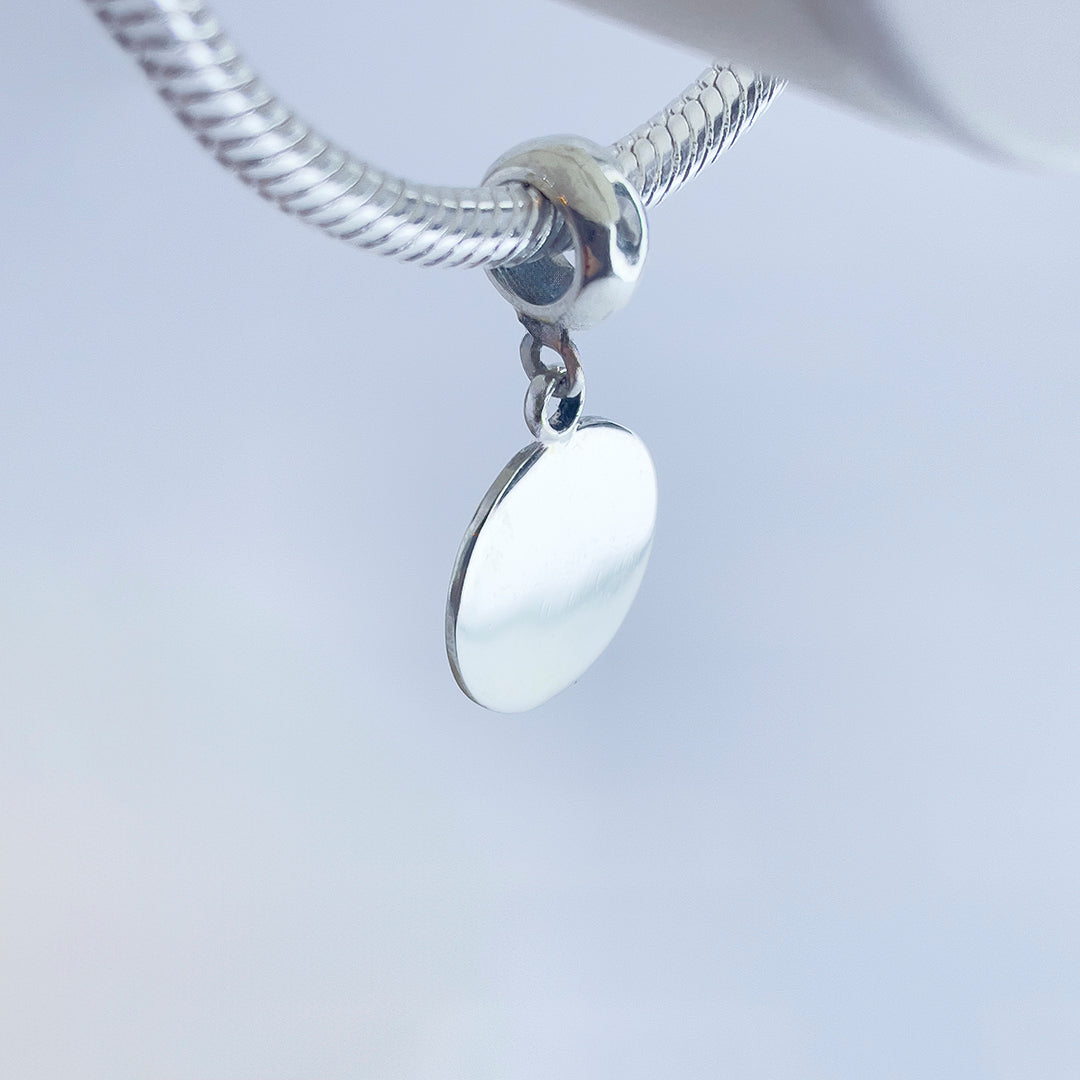 Charm Personalizado medallita con nombre grabado